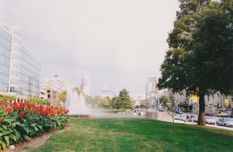 029-Downtown St. Louis.jpg